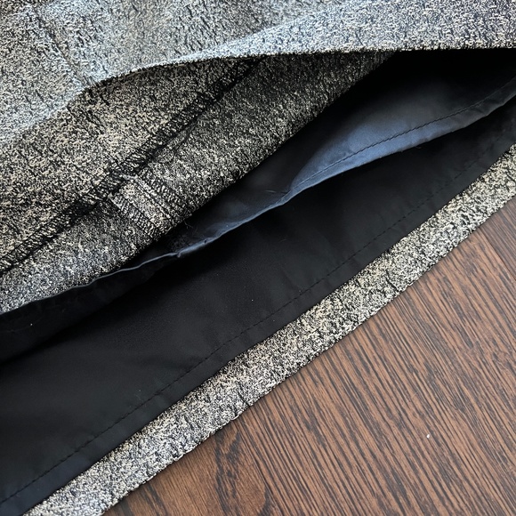 H&M Gold Metallic Skirt - Picture 6 of 9